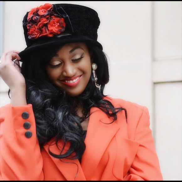 Hat - Picture 1 of 4